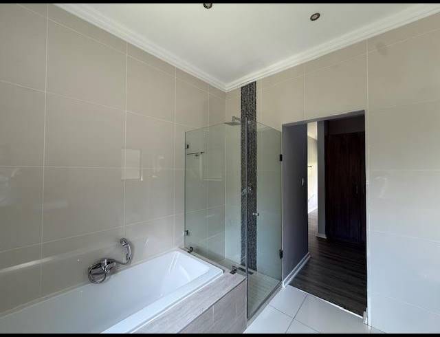 2 BEDROOM PROPERTY TO RENT IN BRYANSTON